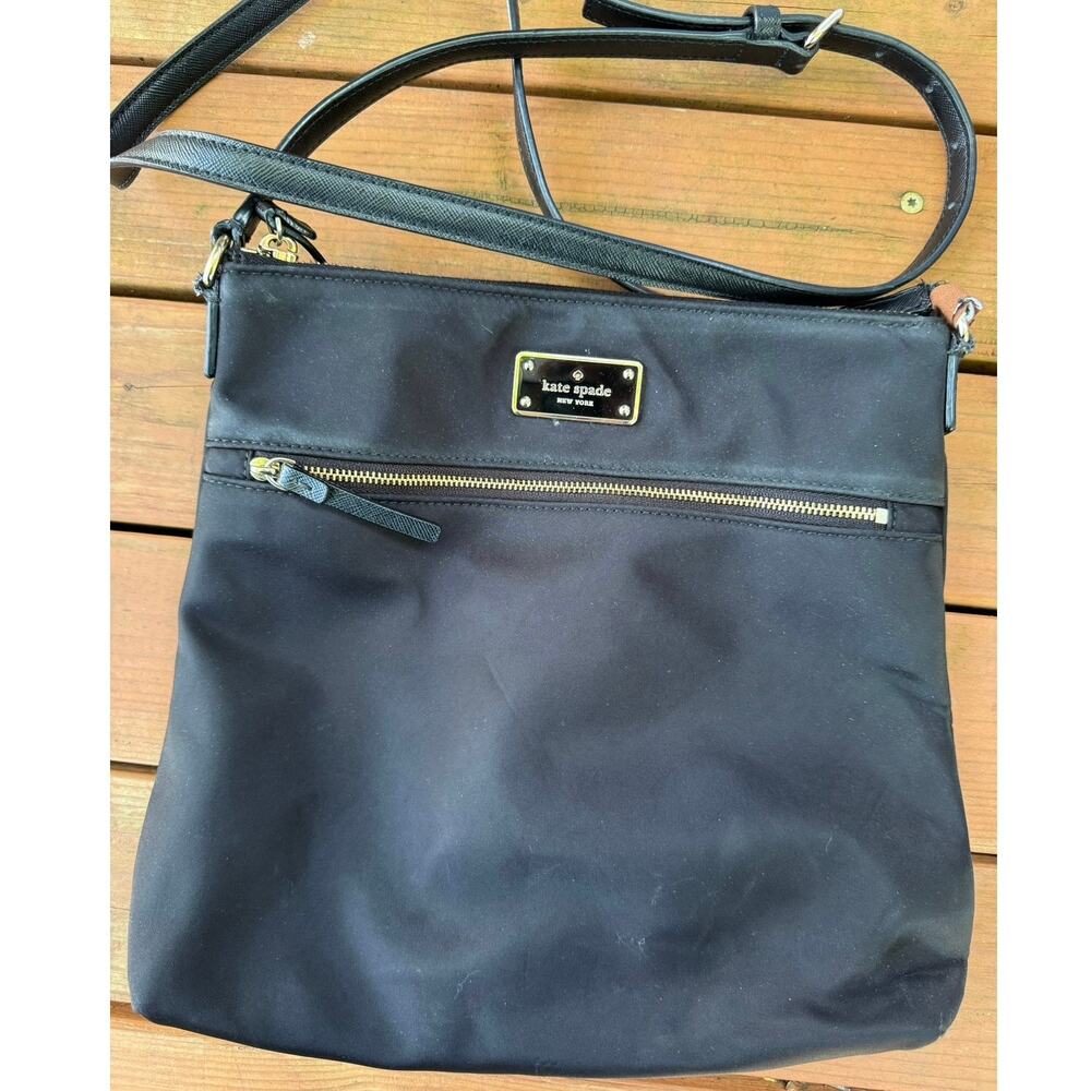 Kate Spade Black Crossbody Bag – Gold Hardware – Strap Needs Repair
